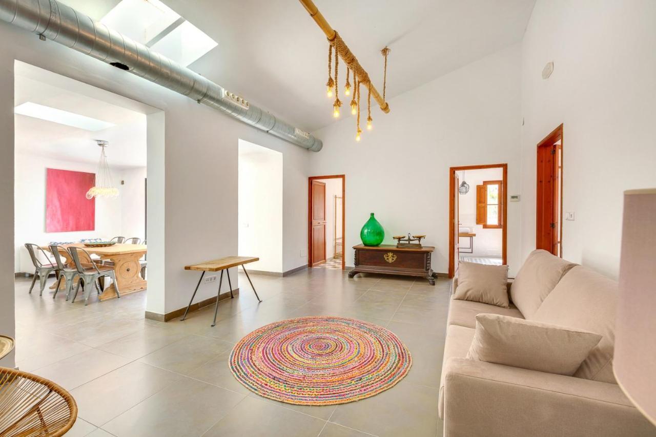 Villa Palma, Establiments Palma de Mallorca