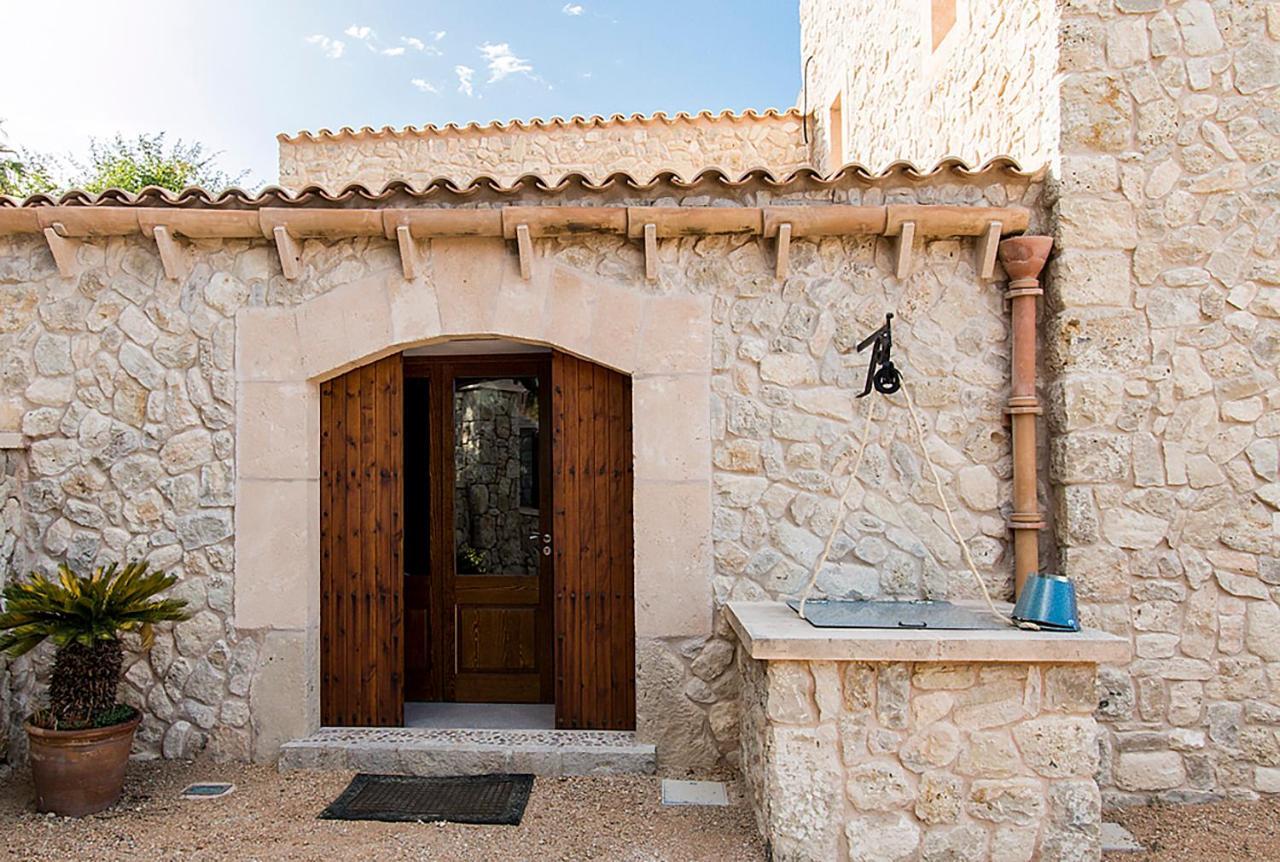 Sa Serra Villa *