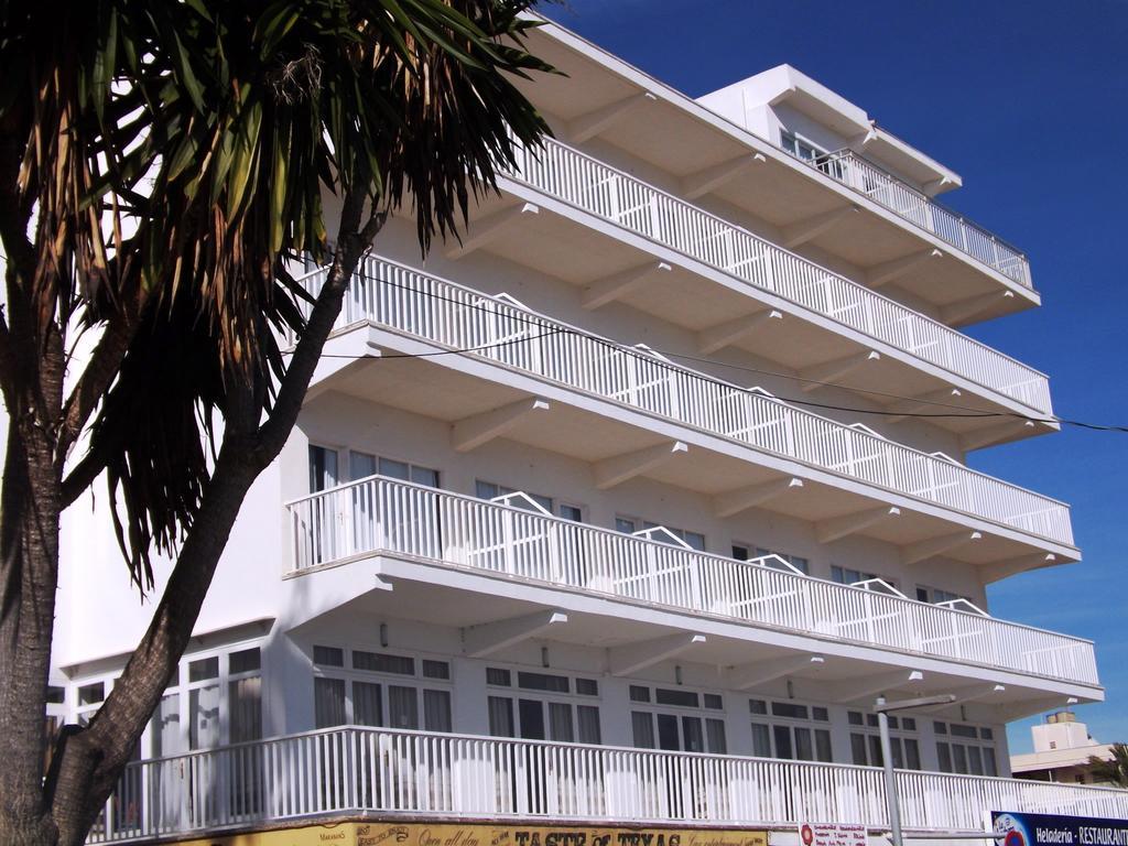 Goya Hotel