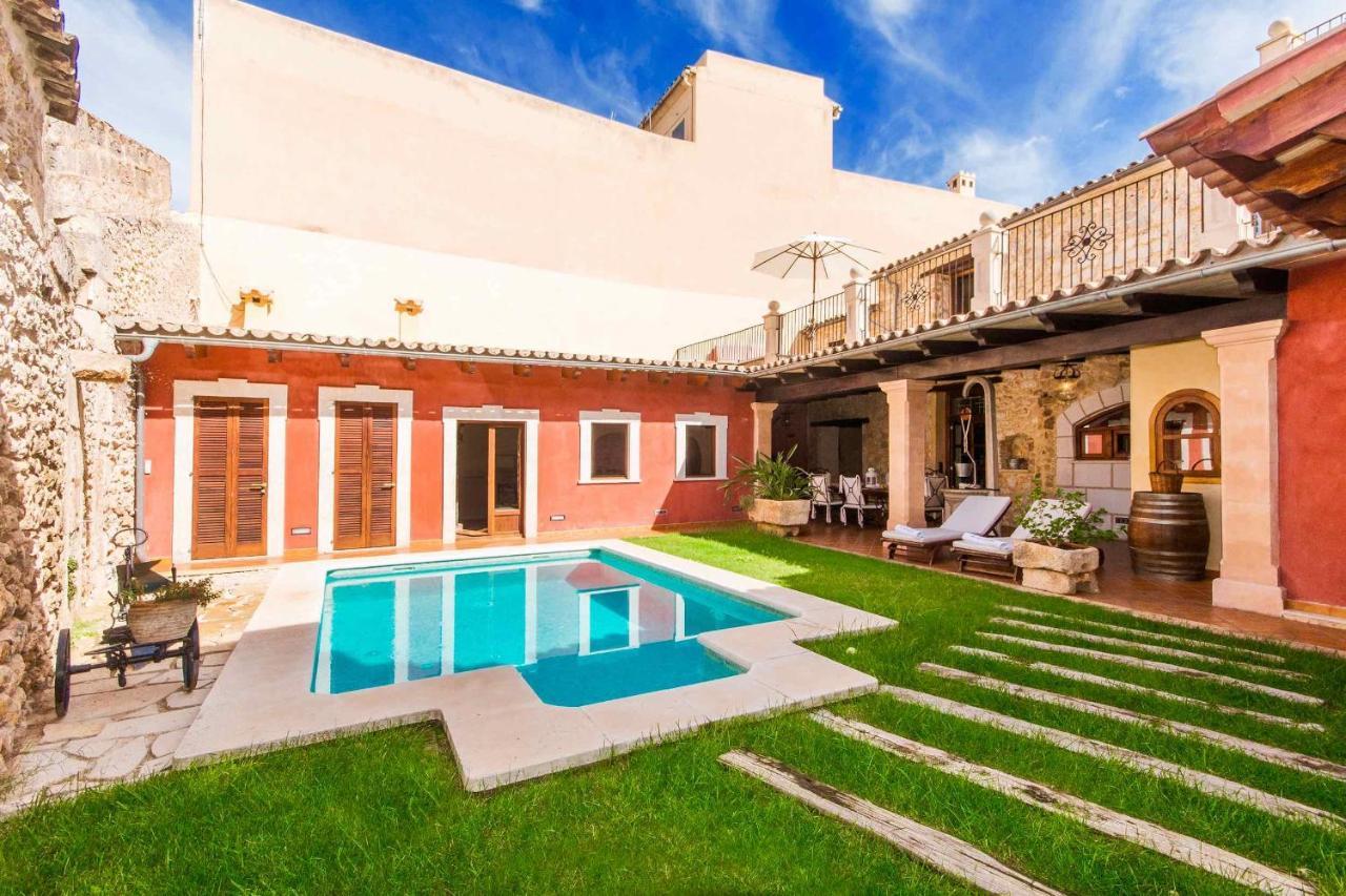 Holiday home Town House Bassa