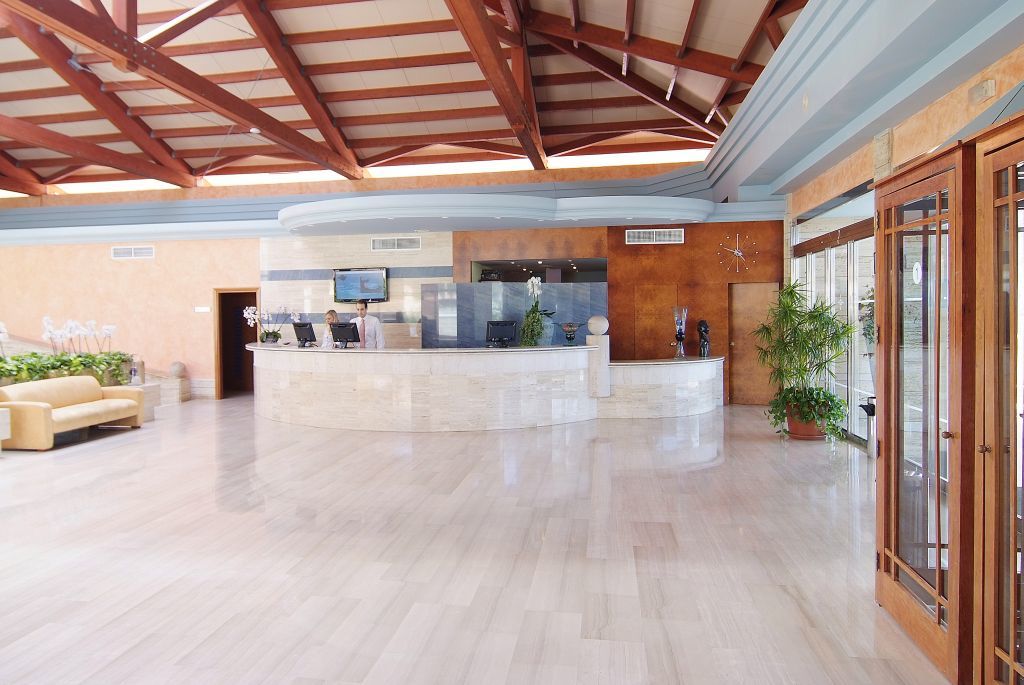 Apartahotel Viva Blue & Playa de Muro (Mallorca)