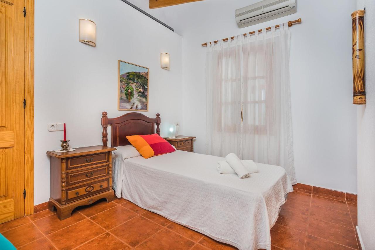 Santuiri Villa