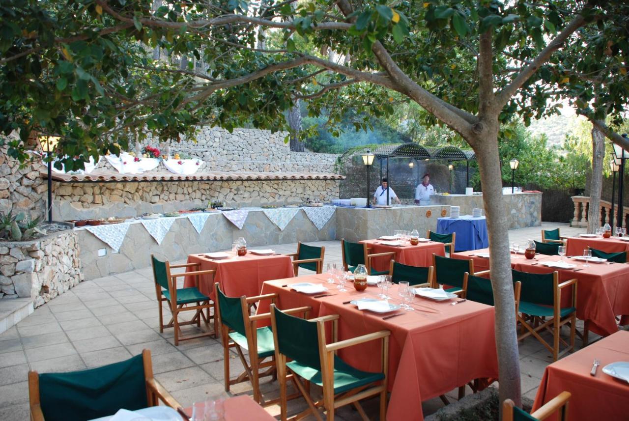 Petit Cala Fornells Hotel 5*