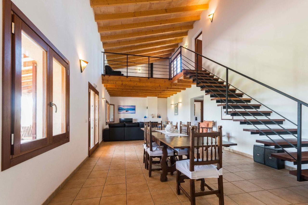 Villa Can Mosca - Private Pool & Large Garden Alcúdia