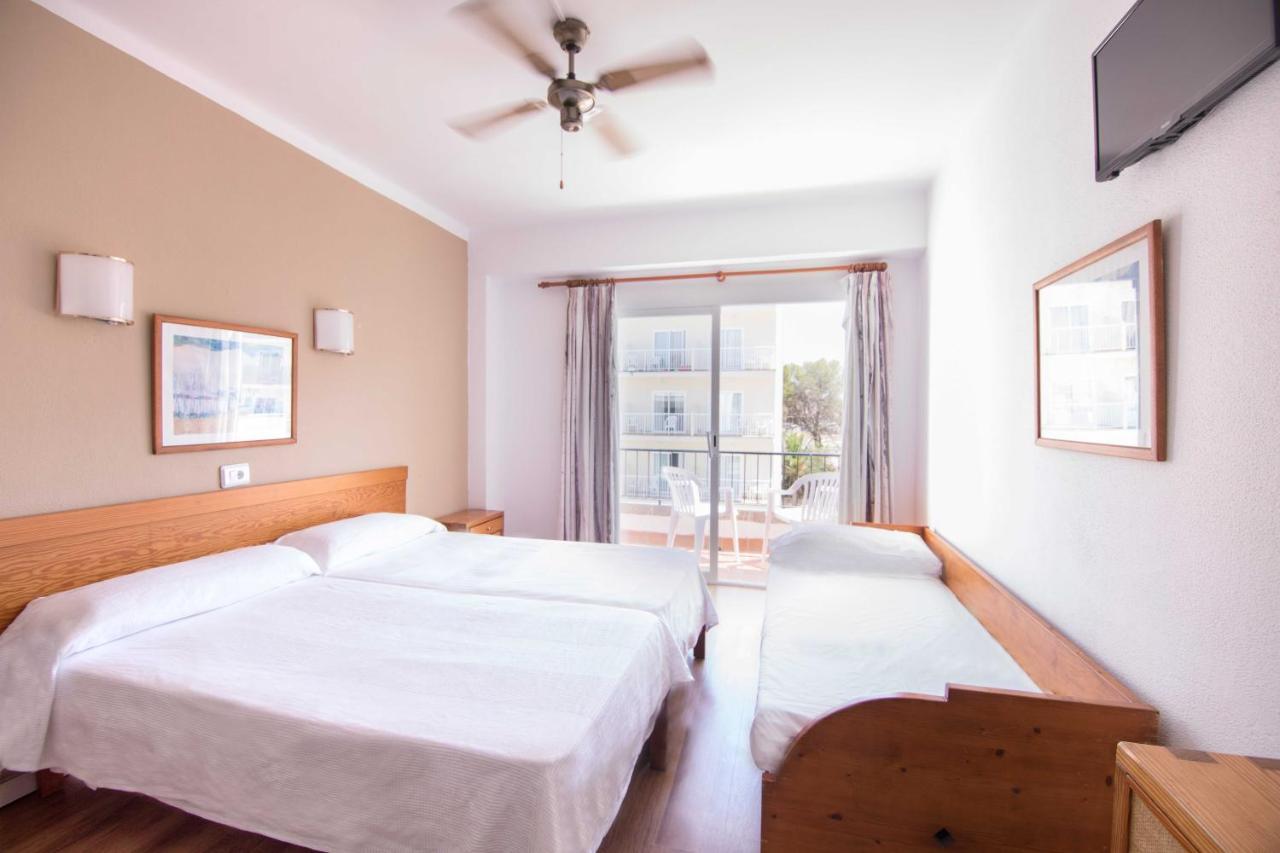 Elegance Playa Arenal Iii Hostel