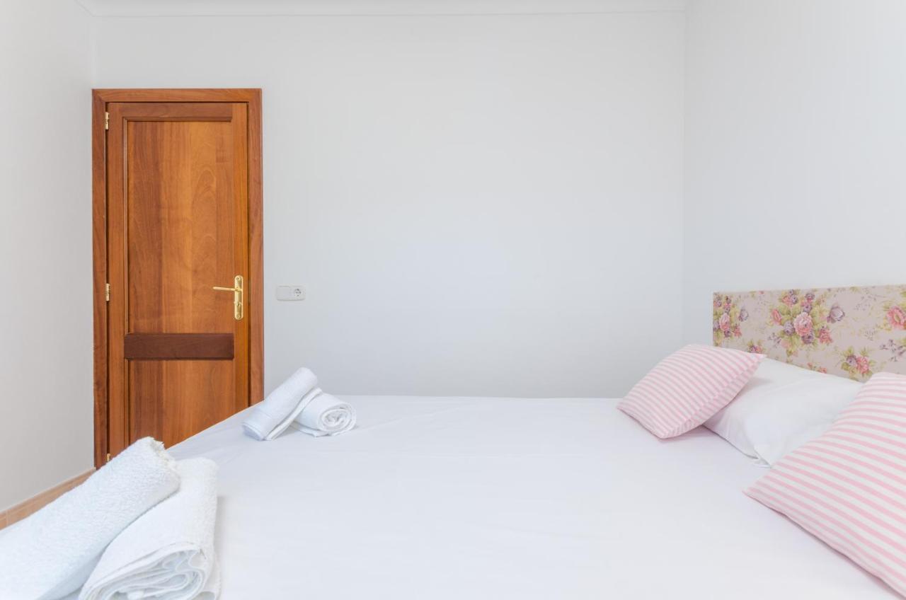 Holiday home Roser -roser De Arta- *