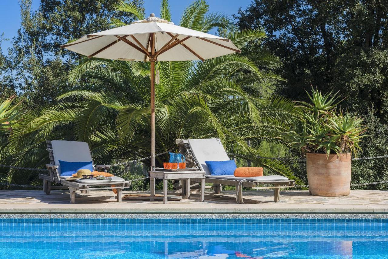 Villa Punxa Dalt - Traditional With Heatable Pool