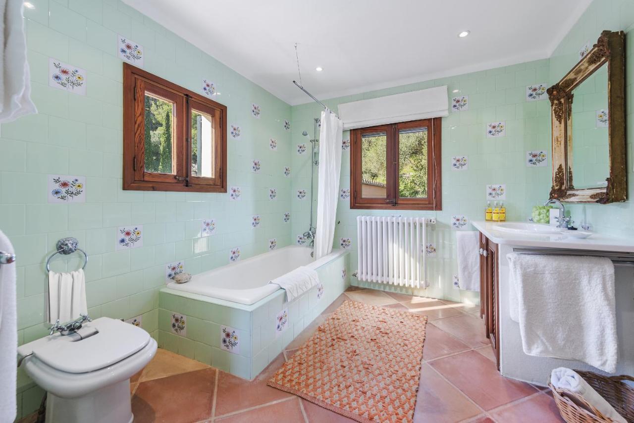 Punxa Dalt - Traditional With Heatable Pool *