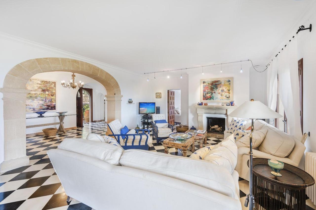Punxa Dalt - Traditional With Heatable Pool Pollensa