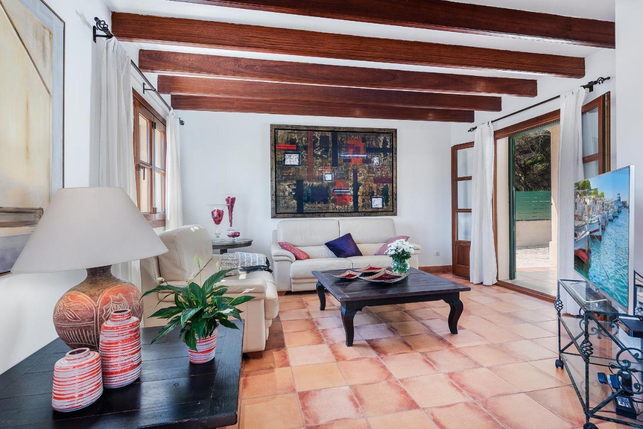 Casa Martina - Private Pool & 150m From The