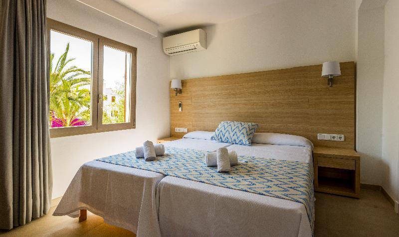 Hotel Sol Naixent 2*