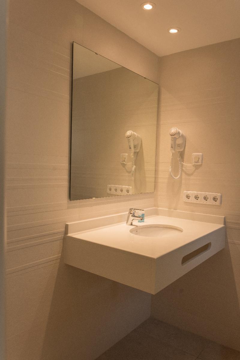 Hotel Sol Naixent 2*