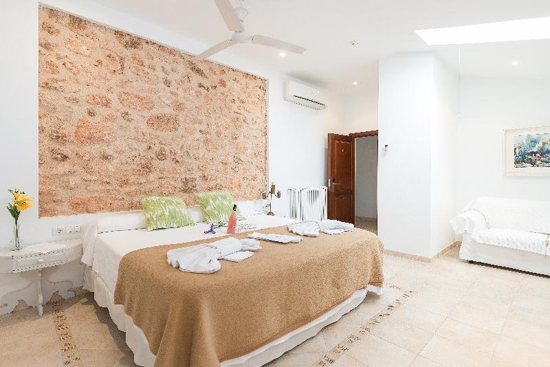 By Eurotels Algaida (Mallorca)