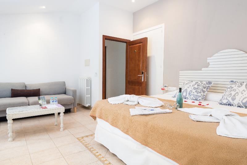 Hotel By Eurotels 4*