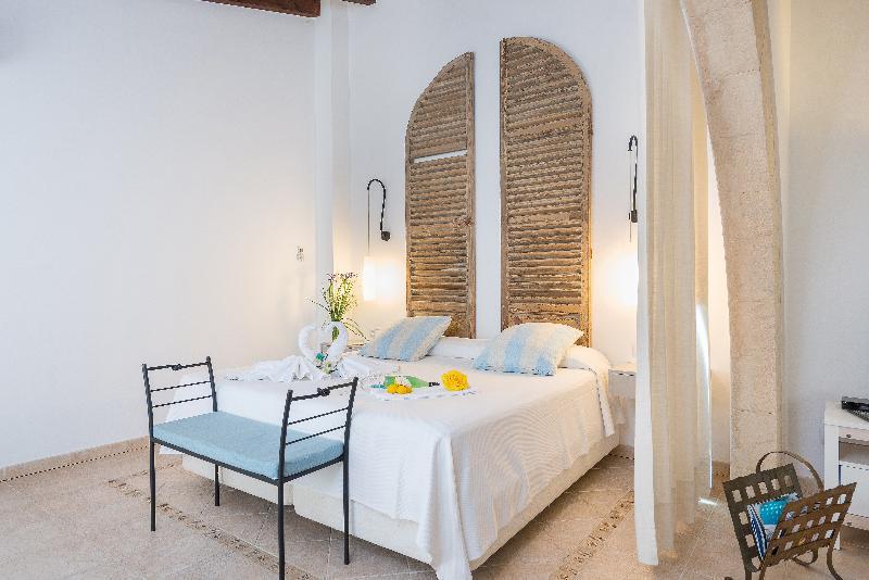By Eurotels Hotel