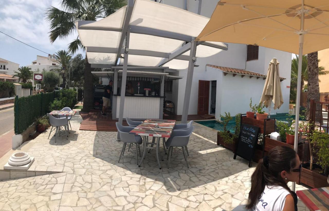 Apartahotel Sol Naixent *
