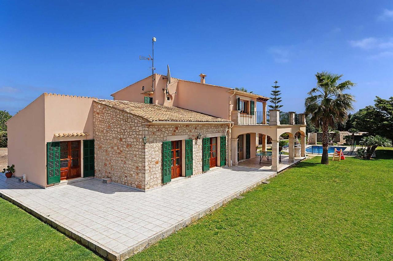 Villa Deu Quarterades
