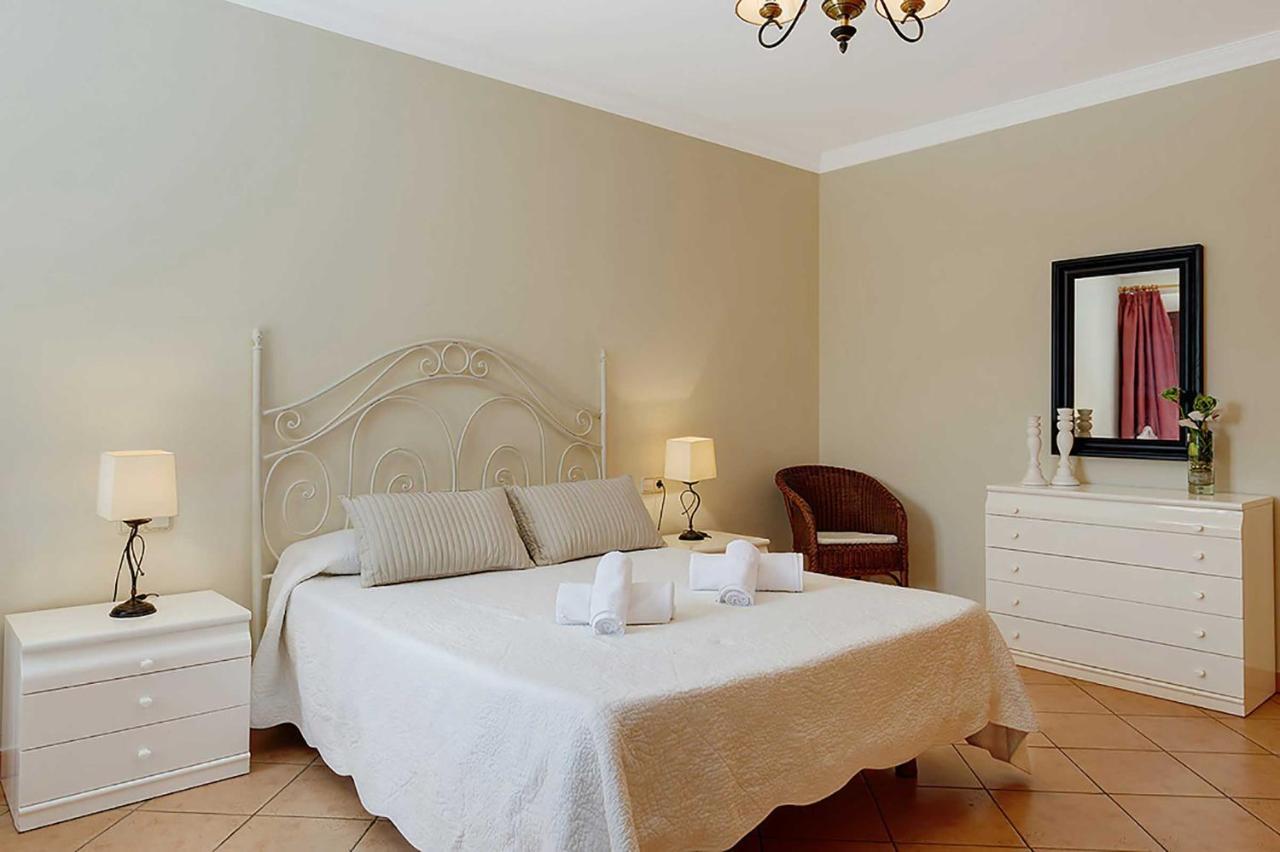 Villa Deu Quarterades