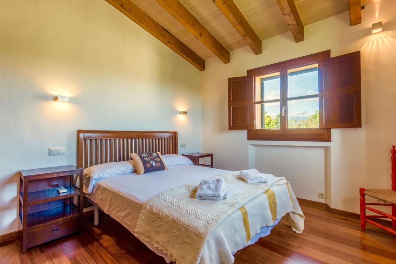 Mastaguera Roger Villa