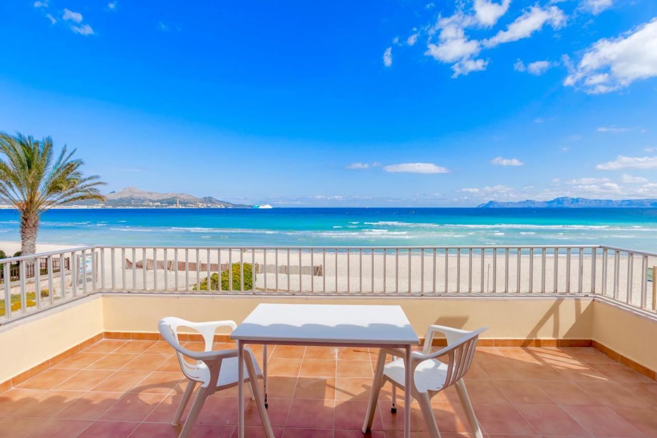 Beachfront Socias Playa Villa