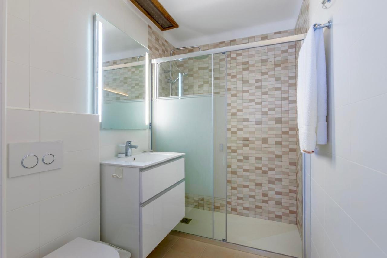Beachfront Socias Playa Villa
