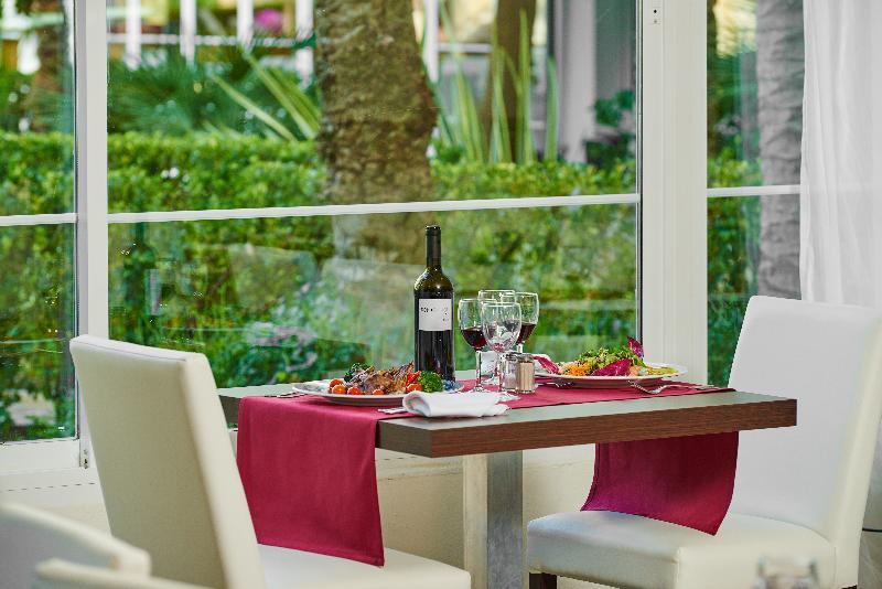 Apartahotel Grupotel 4*
