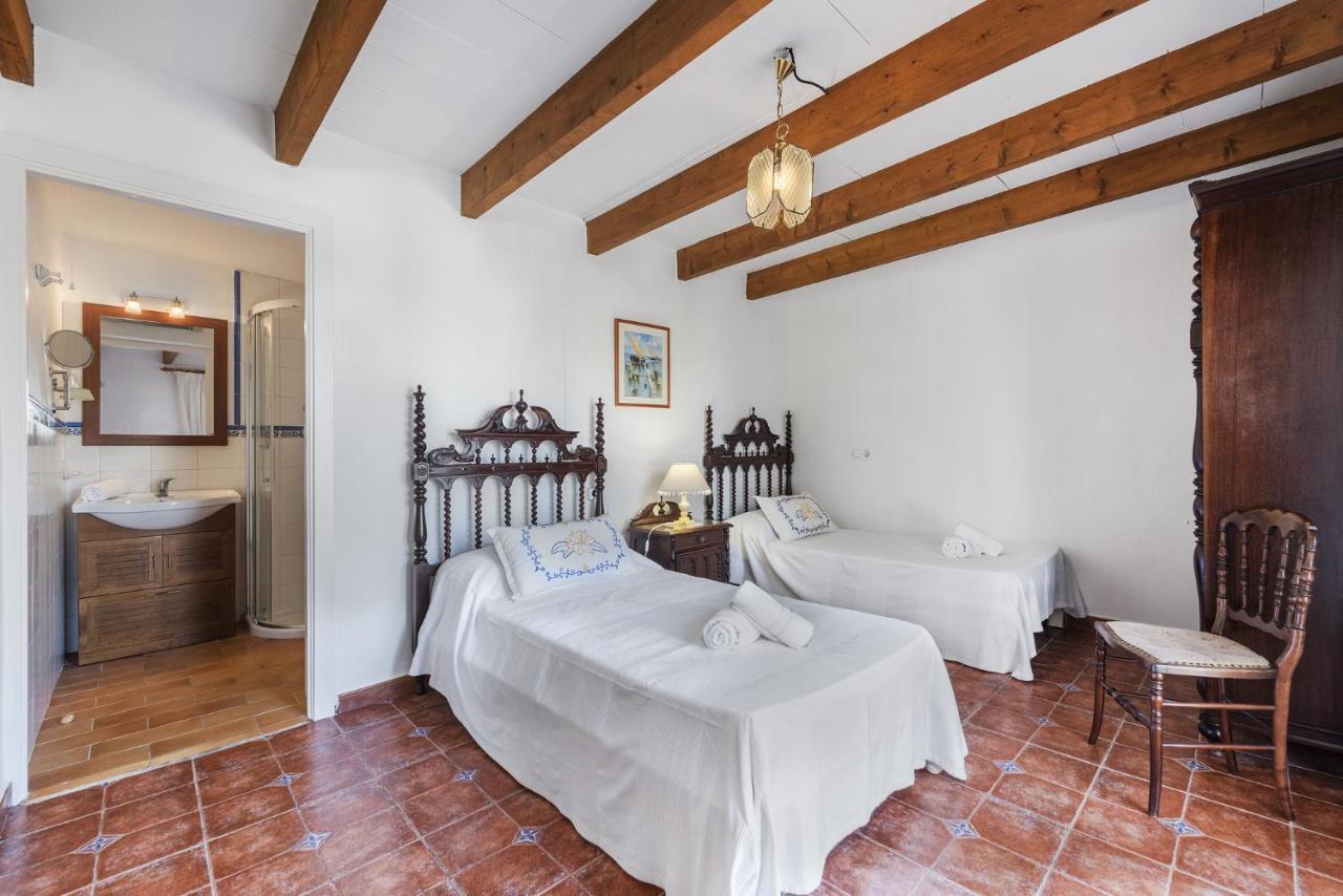 Can Idu Villa