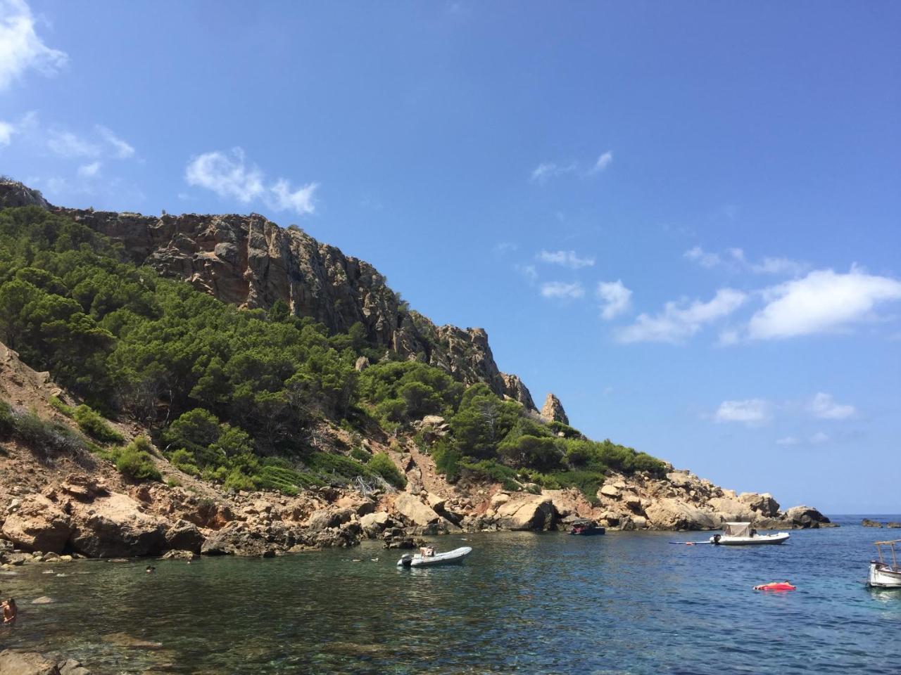 Apartahotel Puntblanc Residences Sant Elm