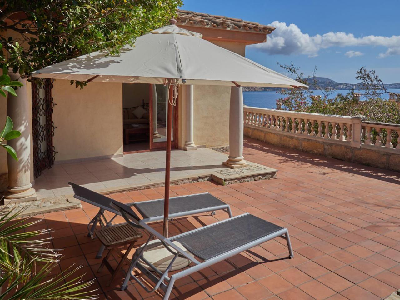Petit Cala Fornells Hotel Peguera