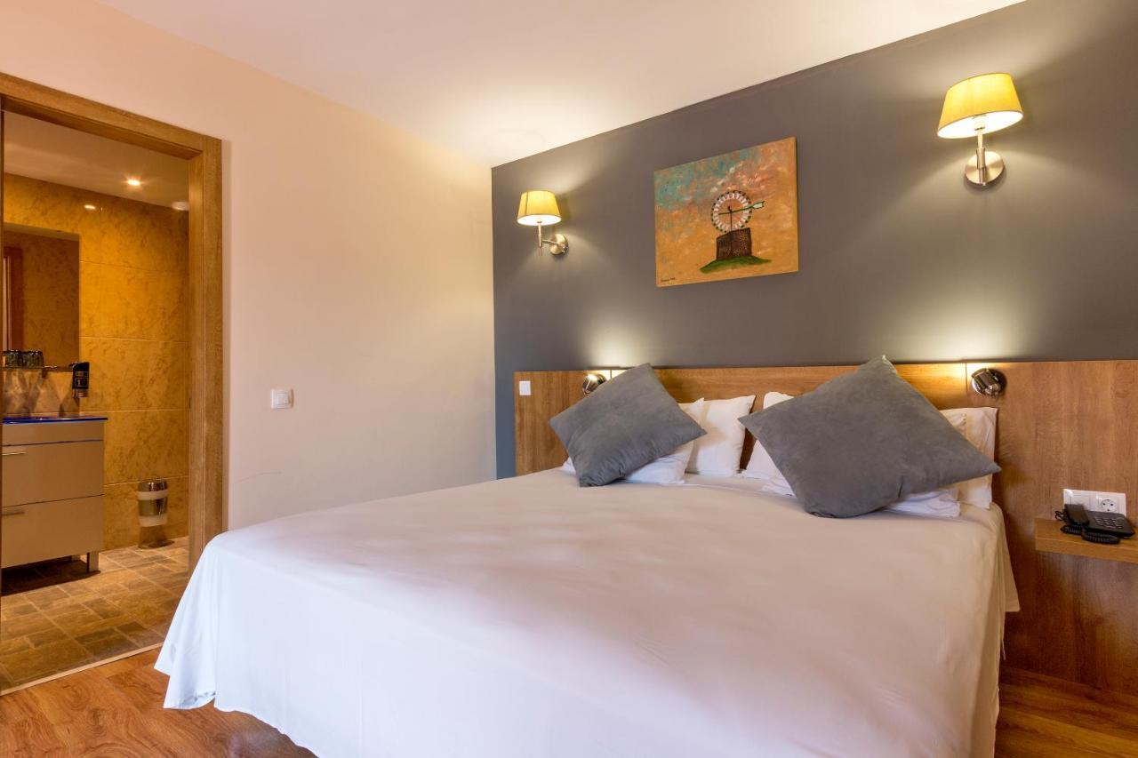 Hotel Nura &