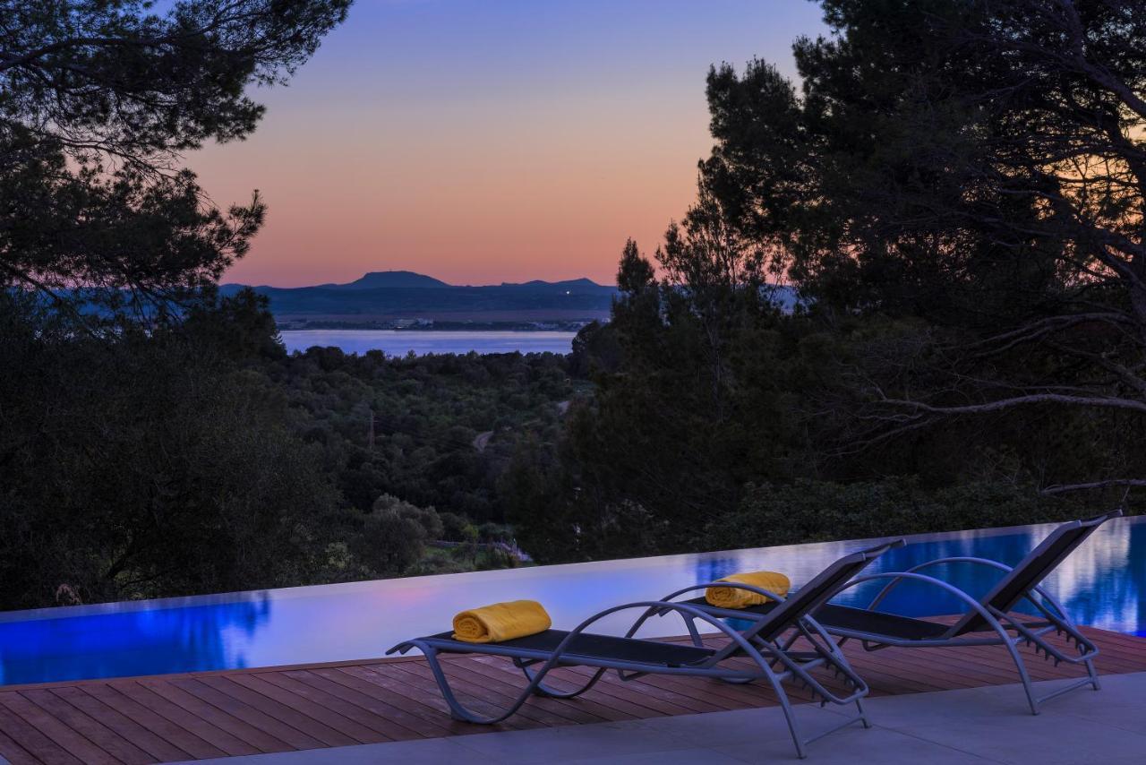 Brand New Luxury Infinity Pool & Views Villa Alcúdia