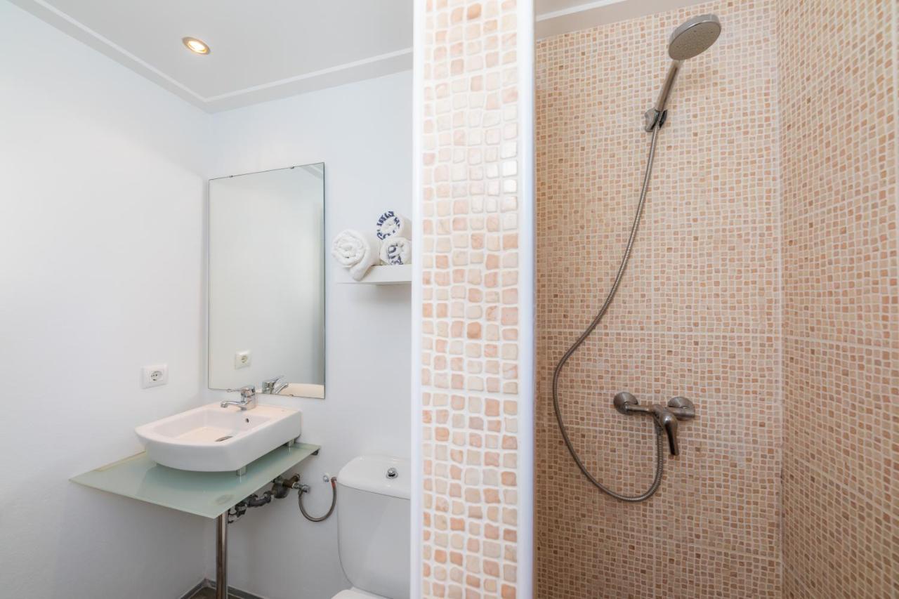 Apartamentos Iris *