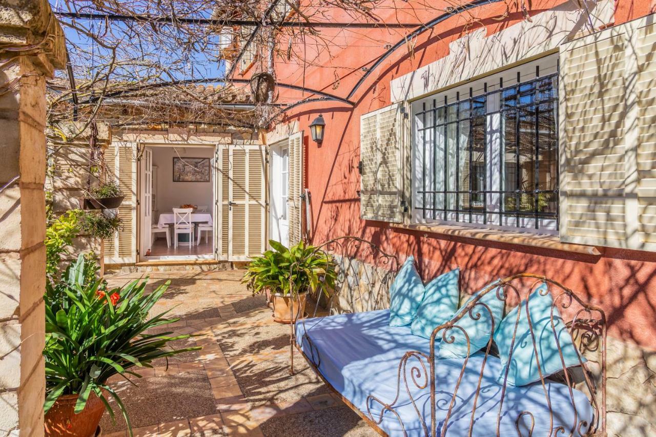 Villa With A Pool In Port D'andratx *