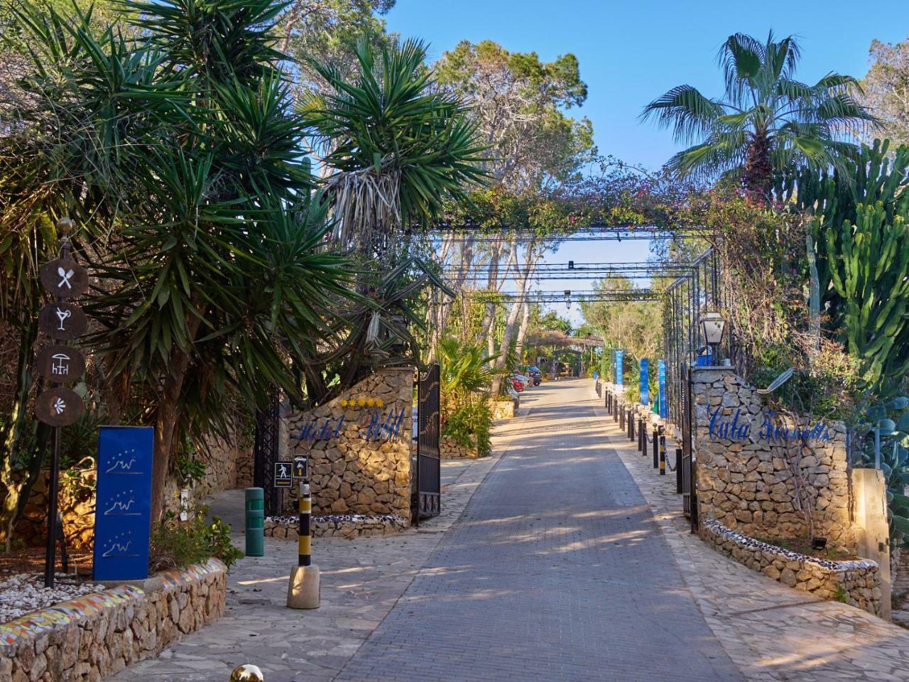 Hotel Petit Cala Fornells Peguera