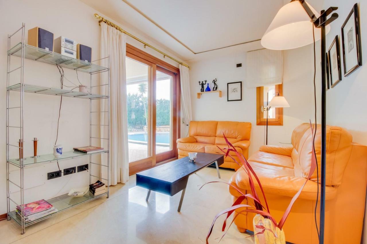Veri Blau Villa *