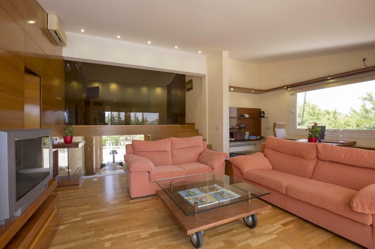 Cati Villa