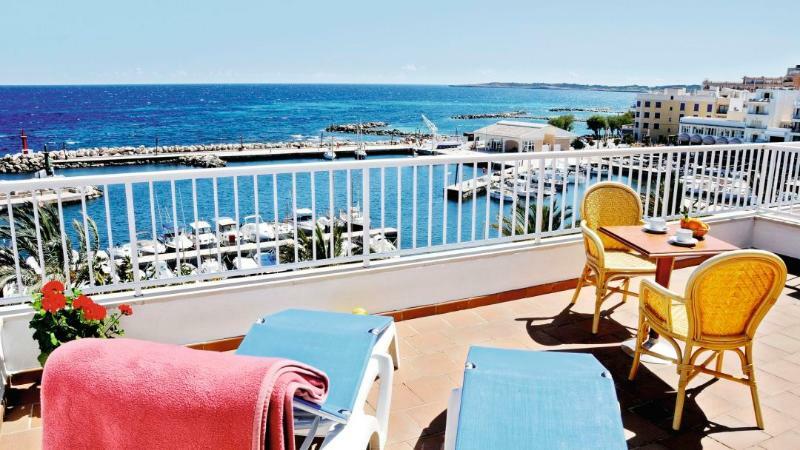 Cala Bona Hotel 3*