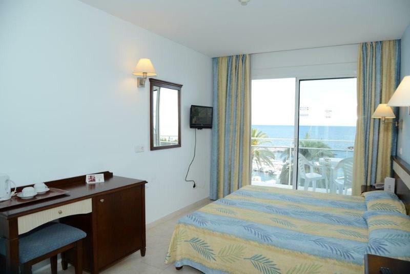 Cala Bona Hotel