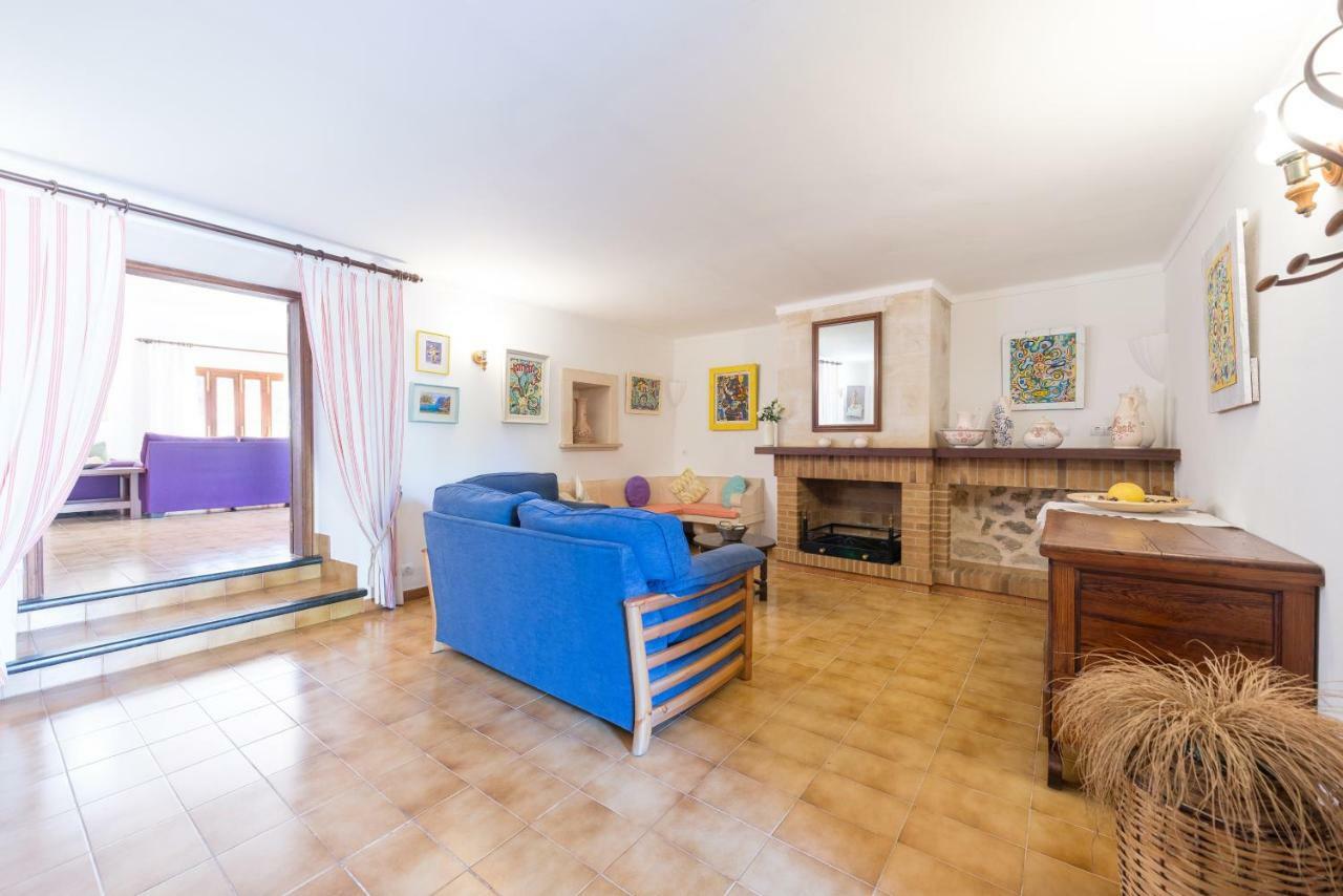 Coste Moragues Villa *