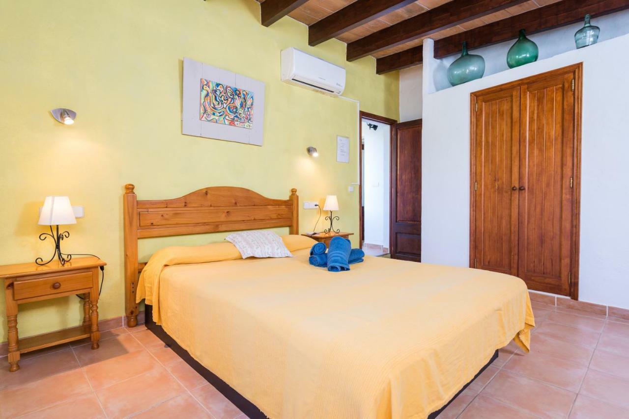 Coste Moragues Villa *