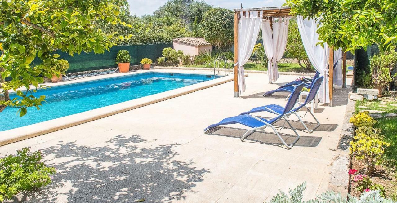 Villa Pula Viñas