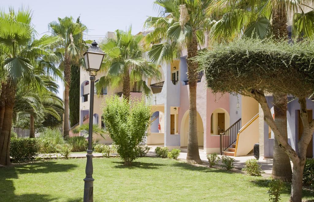 Globales Bouganvilla Apartahotel Sa Coma (Mallorca)