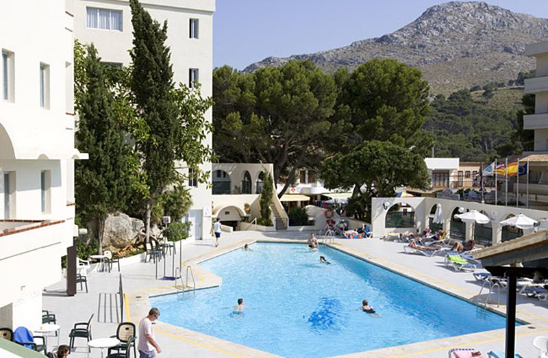 Globales Simar Hotel 3*