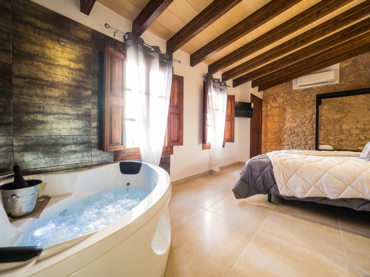 Villa Ca's Mercader By Alquilair