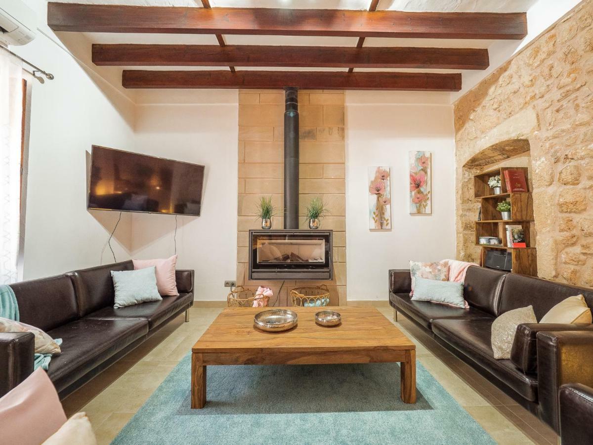 Villa Ca's Mercader By Alquilair