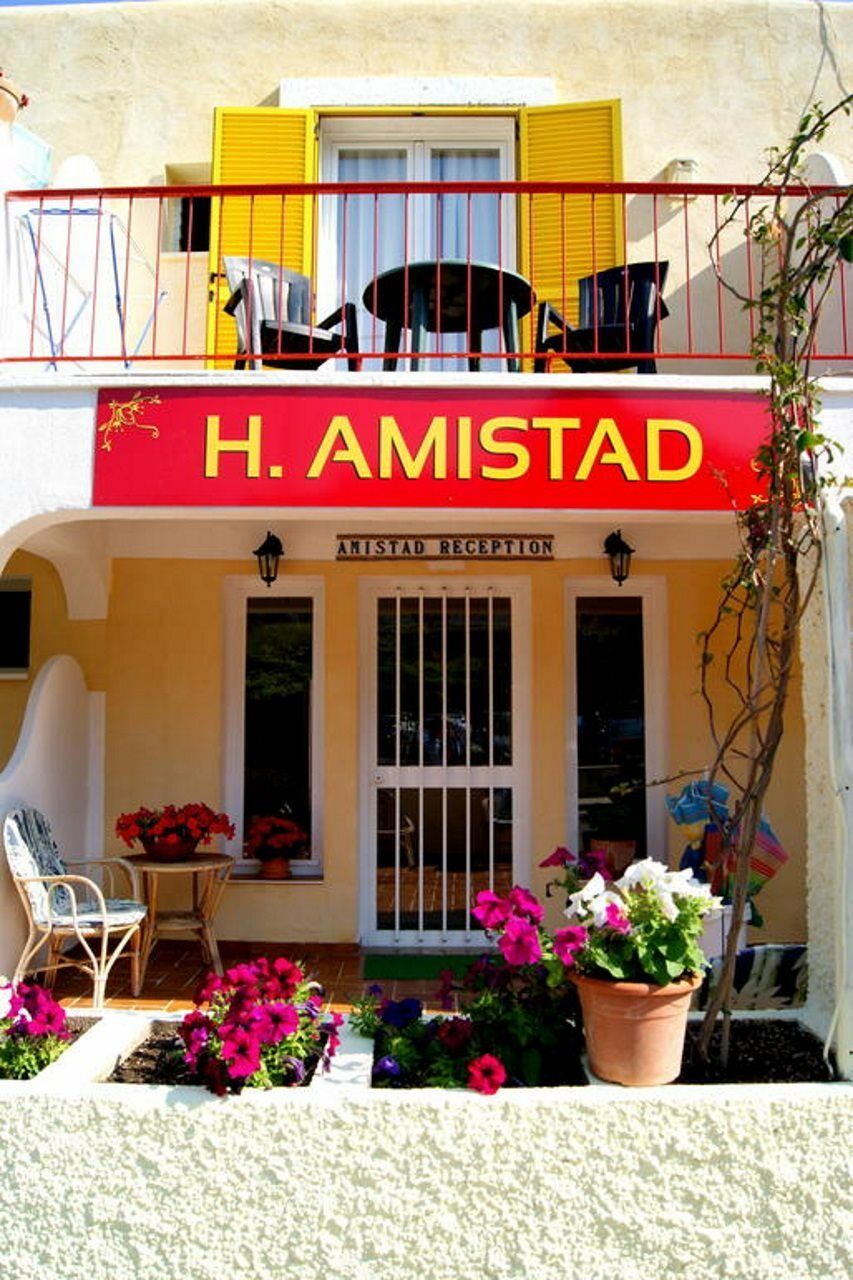 Hotel Amistad 2*