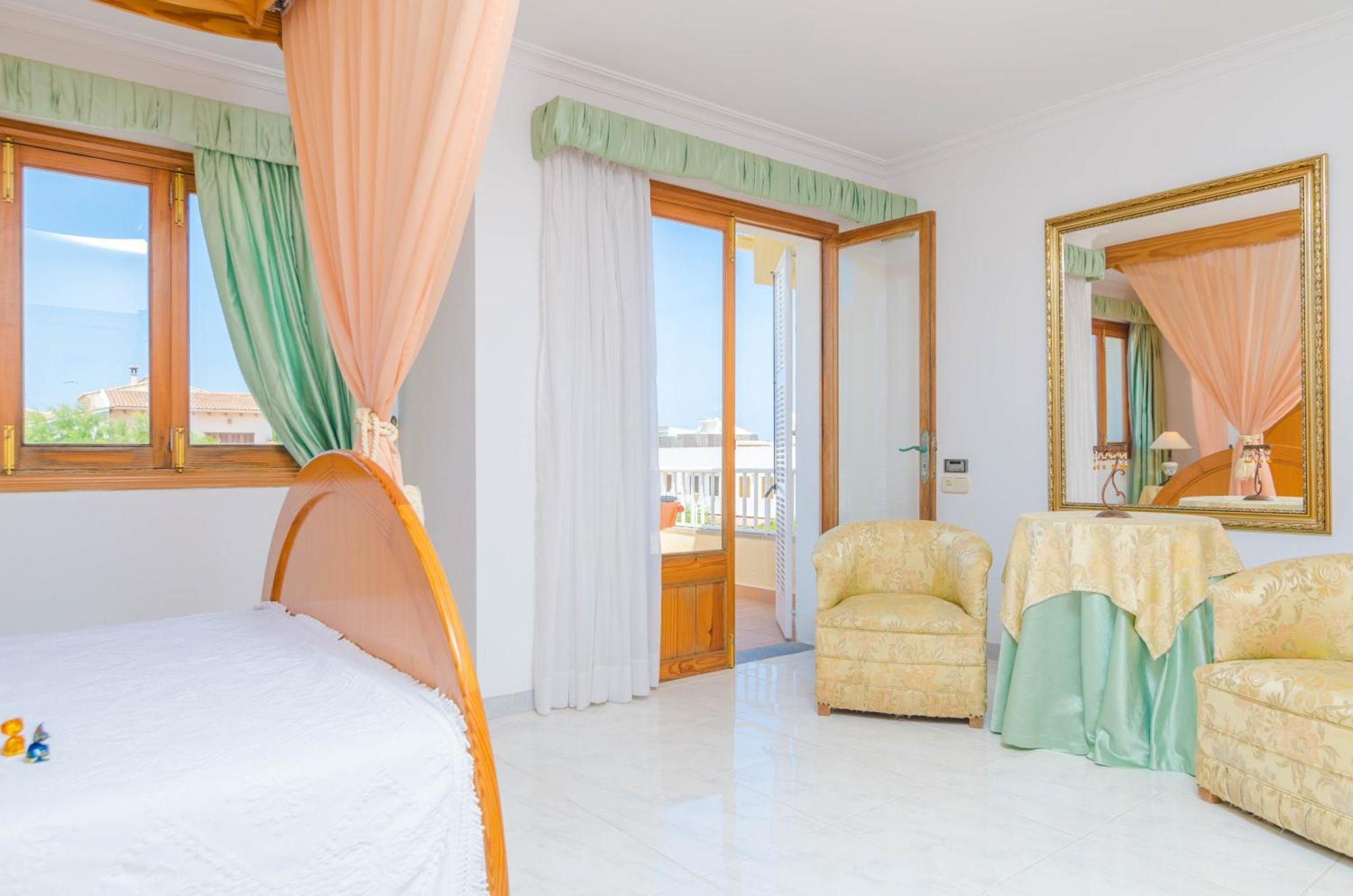 Taberneret Hotel