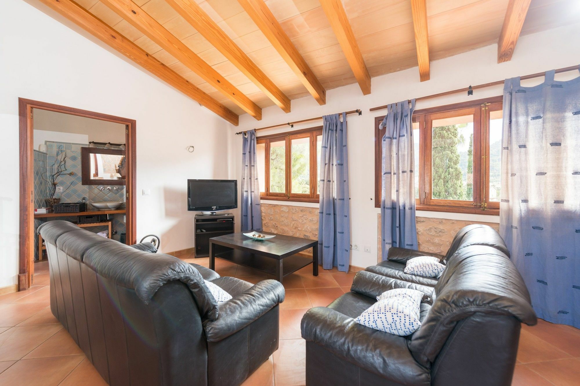 Massana Villa *