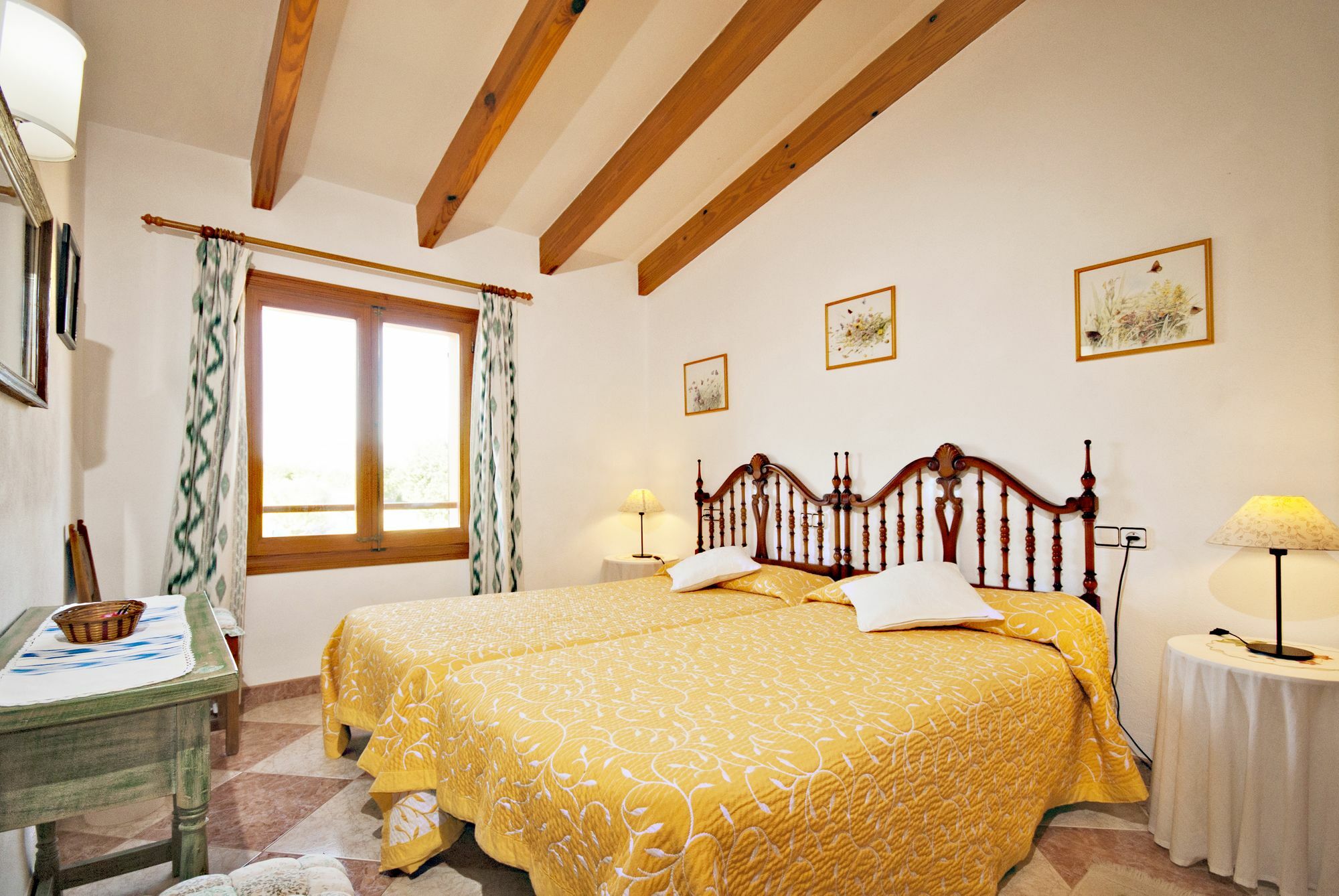 Rosaleda Villa