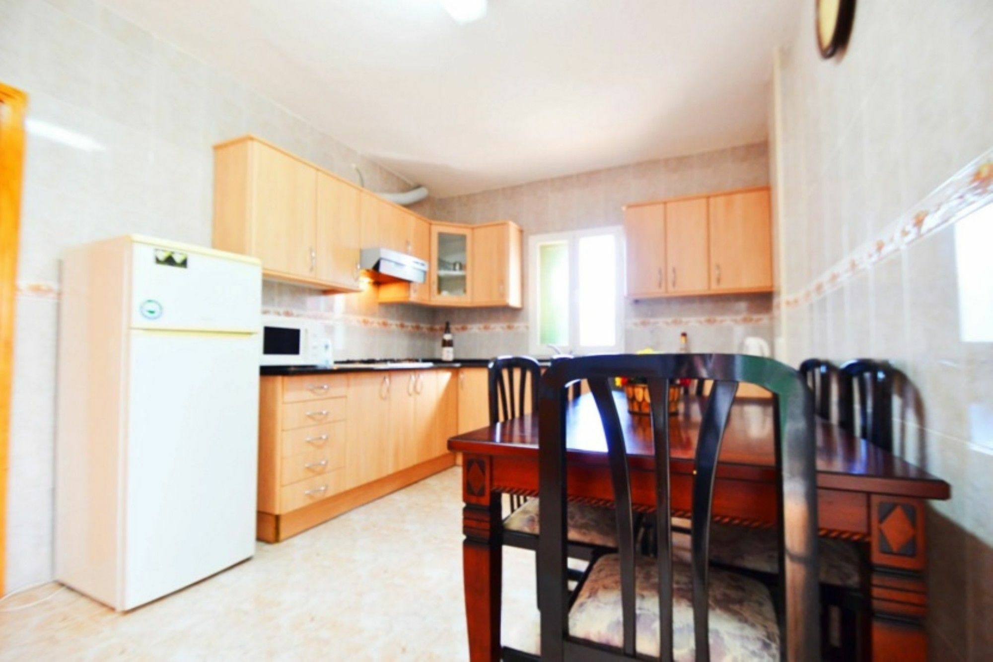 Villa East *